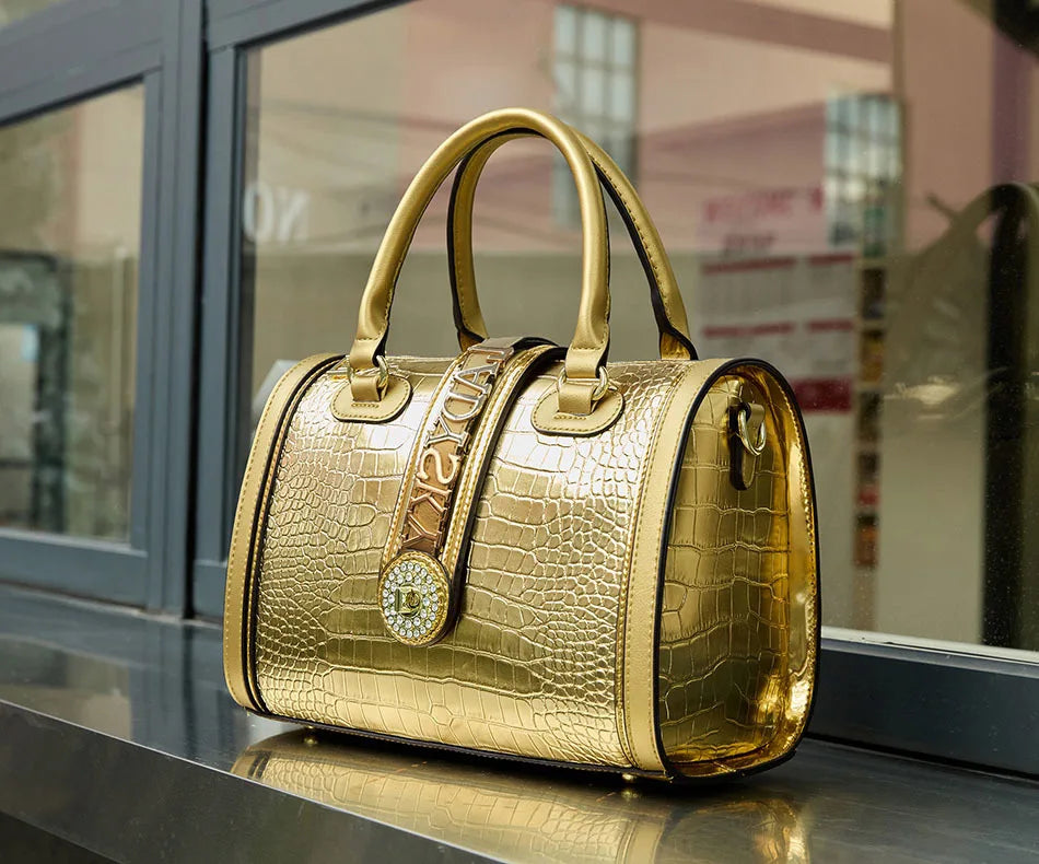 Chic Classic Retro Crocodile Embossed Women's Boston Handbag with Stylish Letter Decoration - High-Quality Crossbody & Top Handle Bag