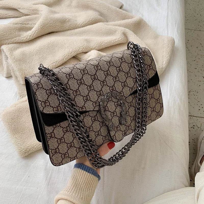 Vintage PU Crossbody Bag for Women - Lightweight Shoulder Bag with Magnetic Snap & Multiple Compartments Daily Essentials