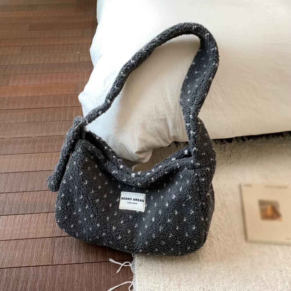 Cozy Chic Plush Love Crossbody Bag - Large Capacity Furry Shopper for Autumn & Winter