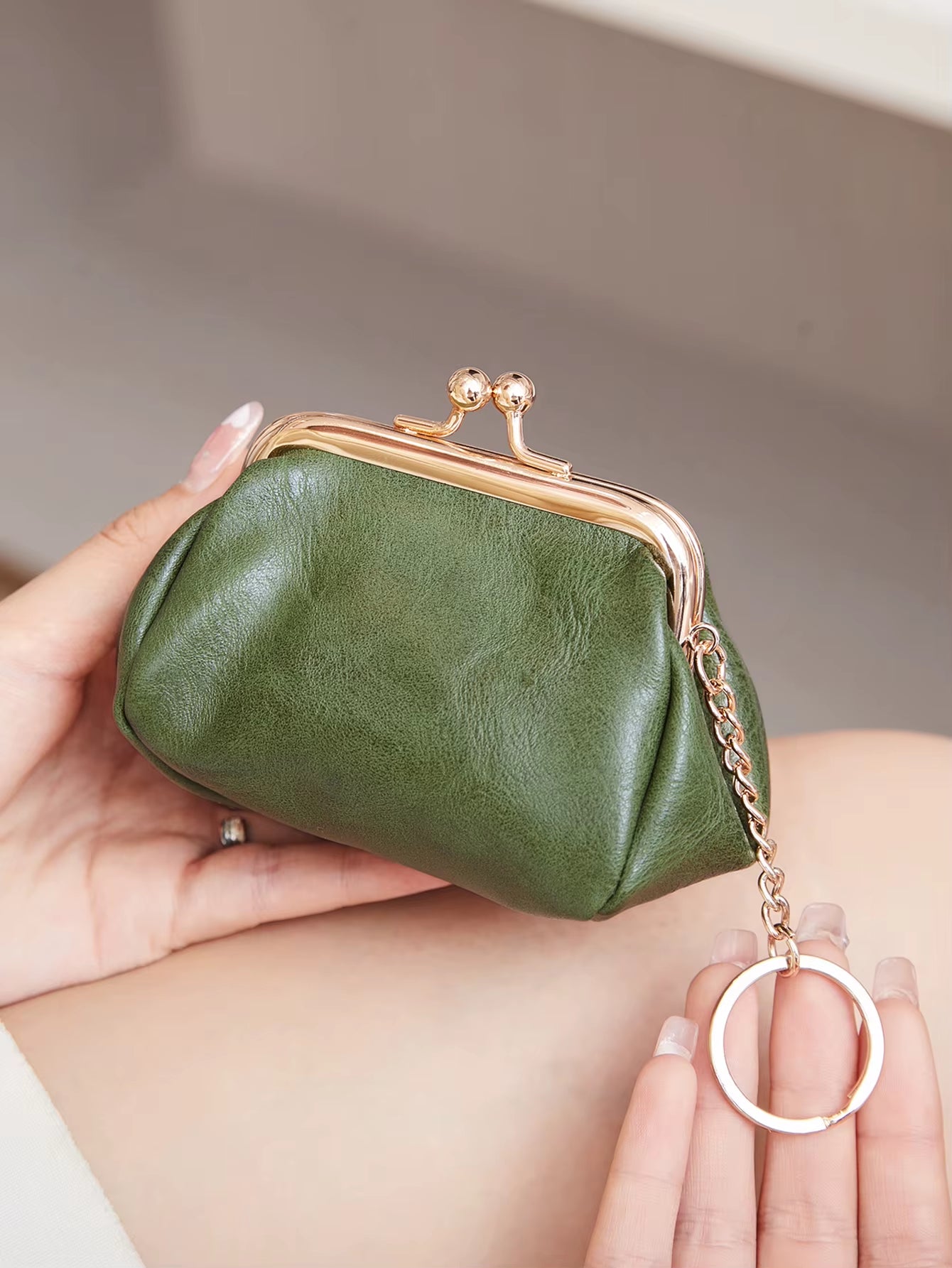 Retro Mini Lock Clip Coin Purse, Daily Portable and Cute Handheld Storage Bag for Girls, Solid Color Simple Key Bag