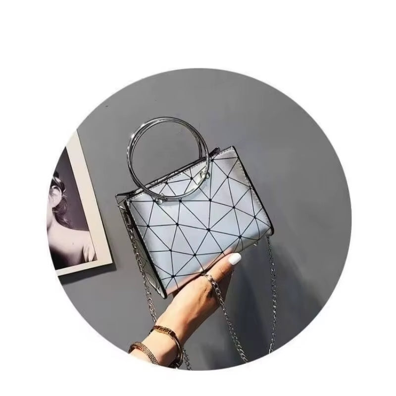 Cool Looking 2025 New Chain Tote Bag, Silver Bursting Pattern Small Square Bag.