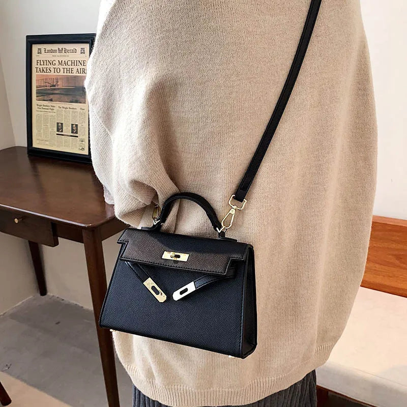 New Style Women'S Bag with Lock Closure Fashionable Women Bag Trendy Embossed Women'S Shoulder Bag Popular Crossbody Bag
