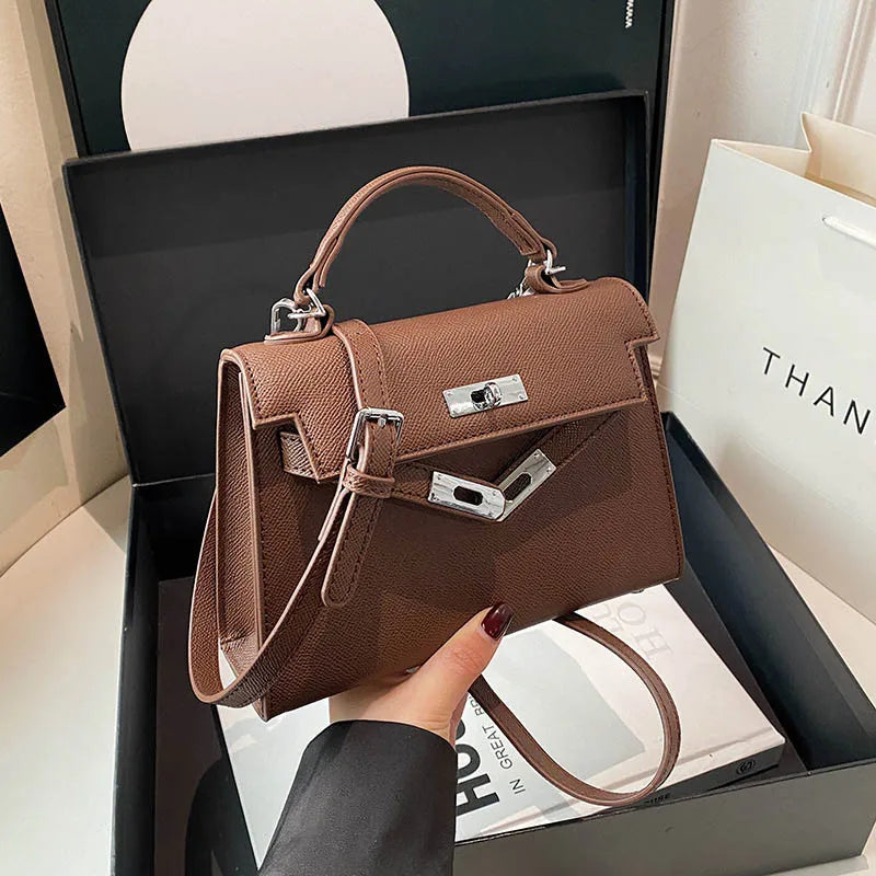 New Style Women'S Bag with Lock Closure Fashionable Women Bag Trendy Embossed Women'S Shoulder Bag Popular Crossbody Bag