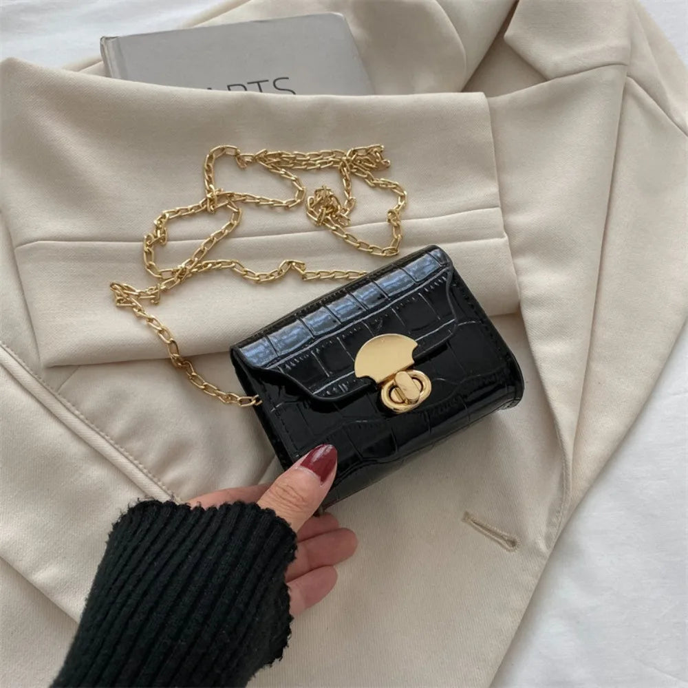 Chic Mini Shoulder Bag with Chain - Perfect Daily Commuter Lipstick & Coin Purse