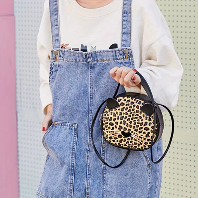 Trendy Chic Leopard Print Mini Crossbody Bag for Women - Stylish Faux Leather Tote with Zip Closure